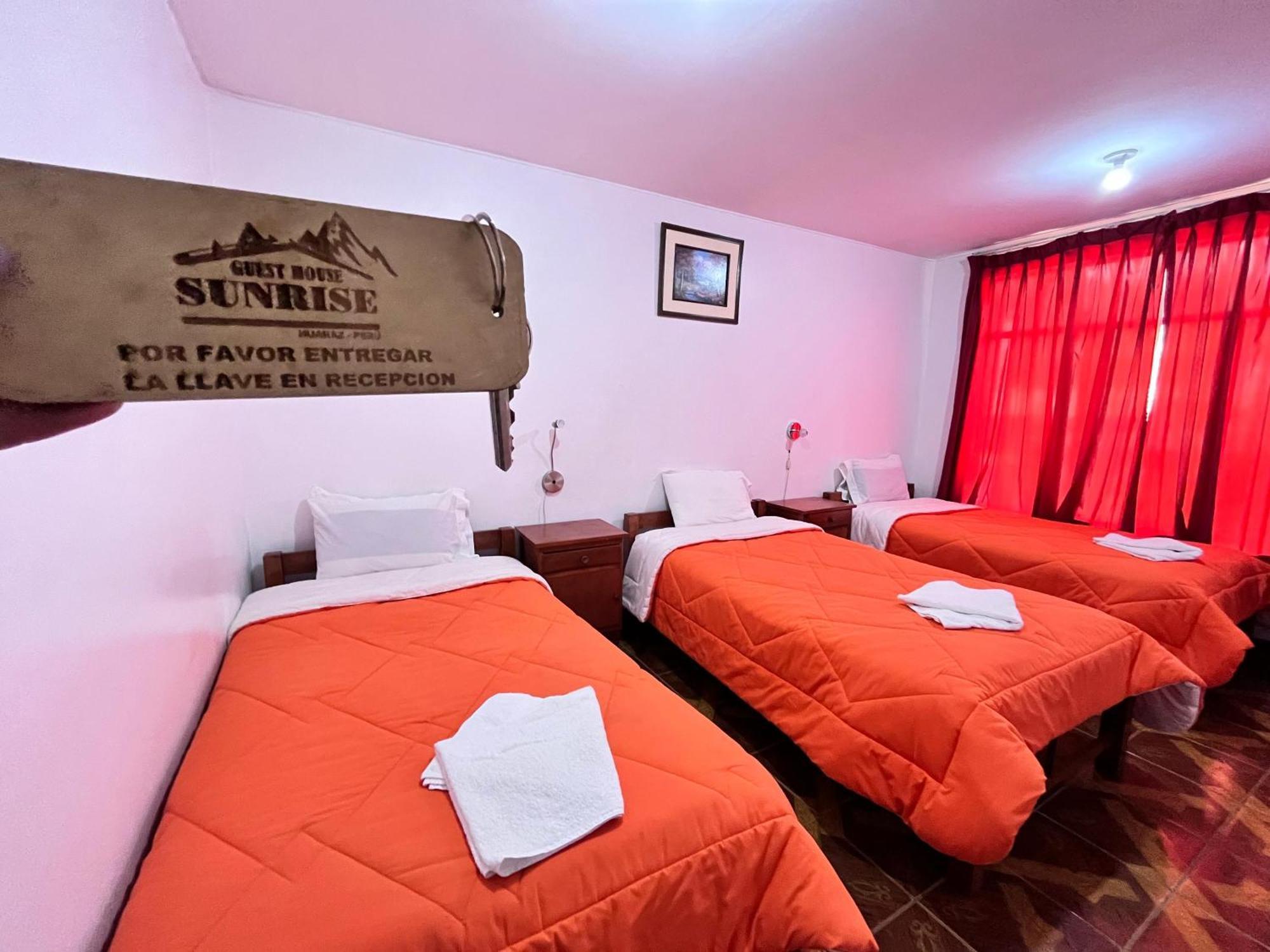 Sunrise Guest House Huaraz  Ngoại thất bức ảnh