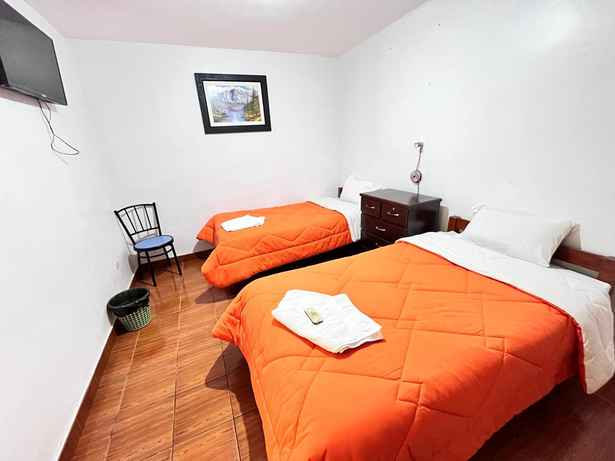 Sunrise Guest House Huaraz  Ngoại thất bức ảnh